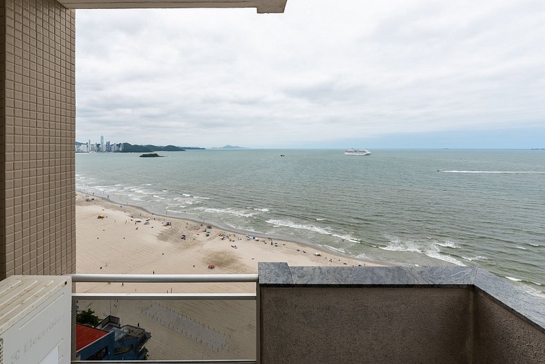 Acogedor apartamento con balcón vista al mar CET1702