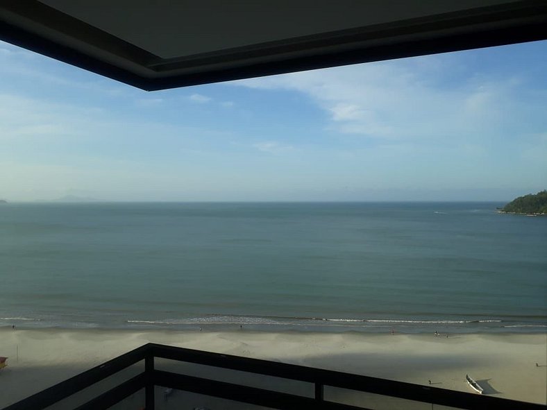 Beautiful apart by the sea and incredible view NVI501